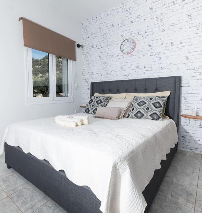 “Shiny” Sea View Apartment At Istron Agios Nikolaos  Exterior photo